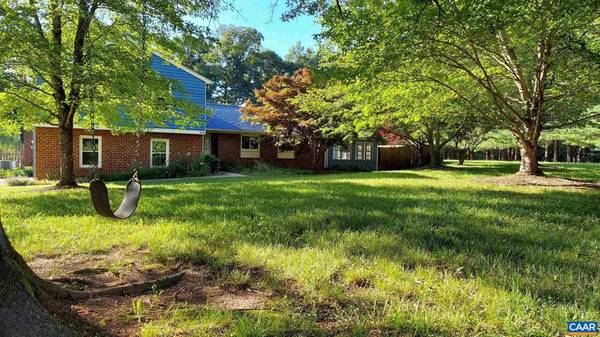 600 WINDRIFT DR DR, Earlysville, VA 22936