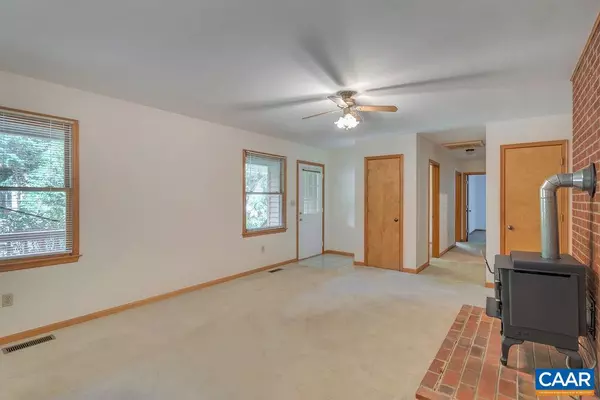 Palmyra, VA 22963,32 ARAPAHO TRL TRL