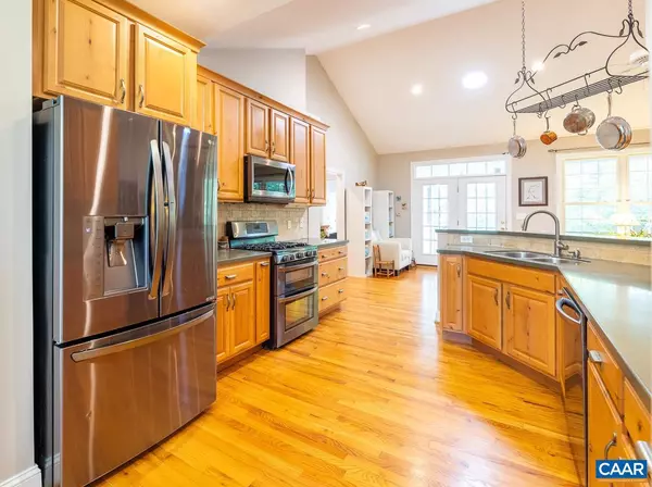 Palmyra, VA 22963,88 CHAPEL CT