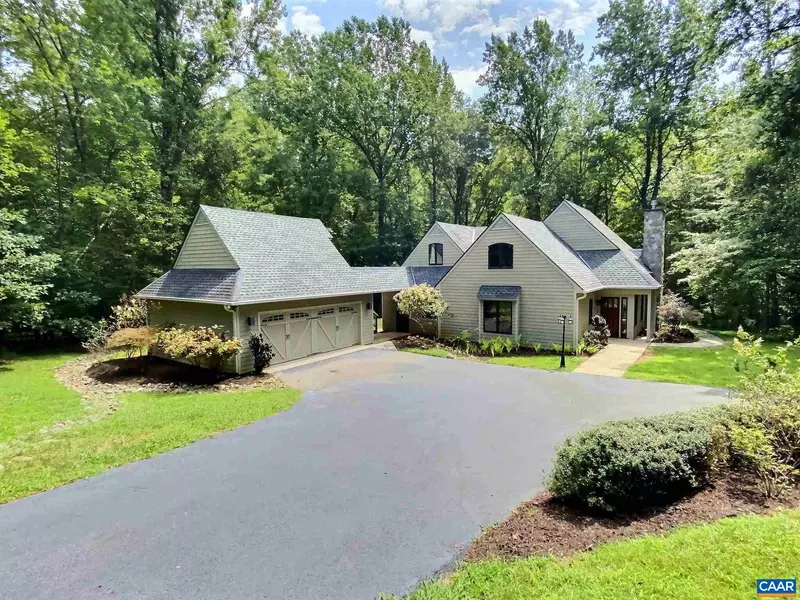 855 BUCKHORN TRL, Earlysville, VA 22936