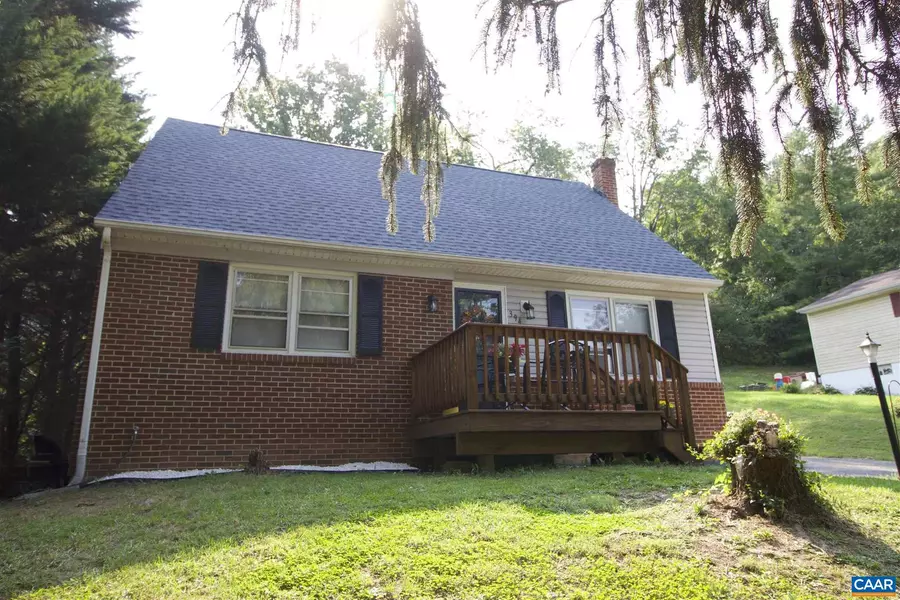 394 HORACE AVE, Waynesboro, VA 22980