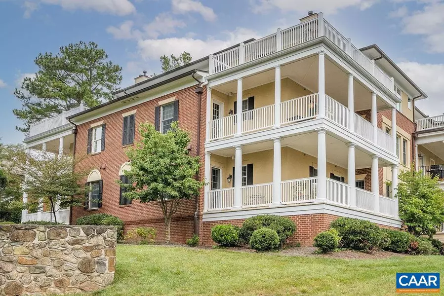 415 WHITE GABLES LN #201, Charlottesville, VA 22903