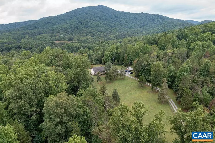 800 RIVER TRAILS, Shipman, VA 22971