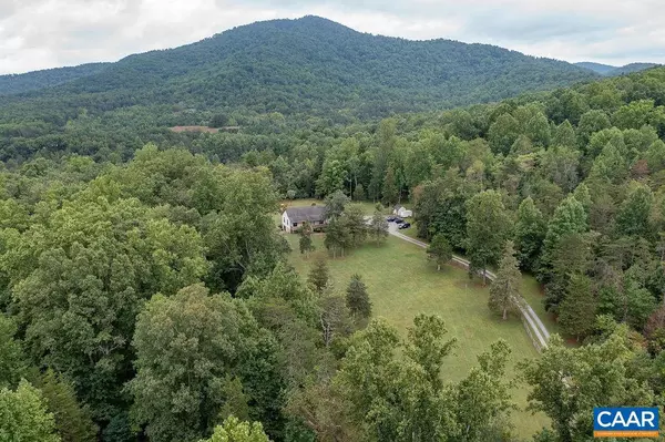 800 RIVER TRAILS,  Shipman,  VA 22971