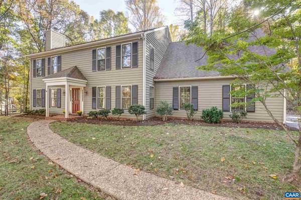 1560 OLD OAKS DR, Charlottesville, VA 22901