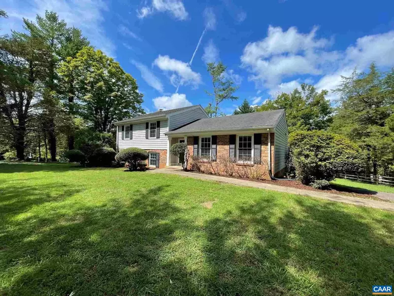 1640 DERBY LN, Charlottesville, VA 22911