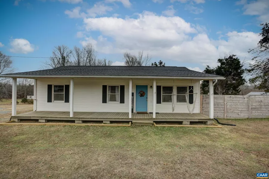 1039 RIVER BEND DR, Bumpass, VA 23024