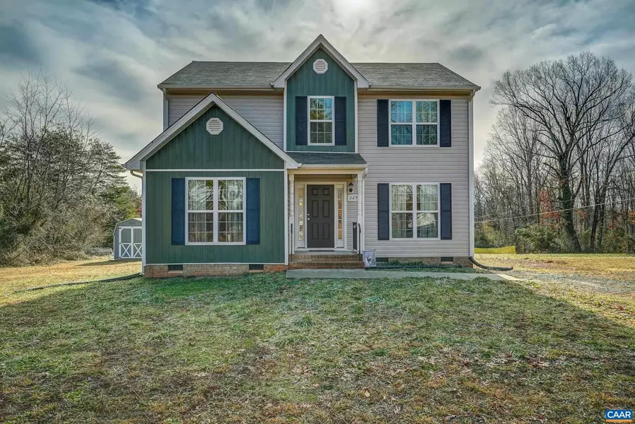 2298 EVERGREEN RD, Louisa, VA 23093