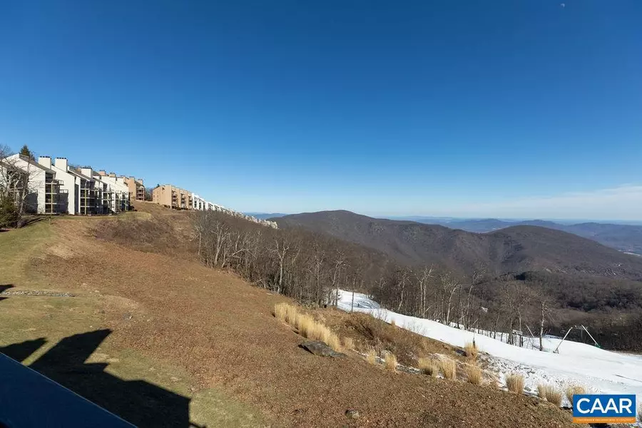 1424 HIGHLANDS CONDOS, Wintergreen Resort, VA 22967