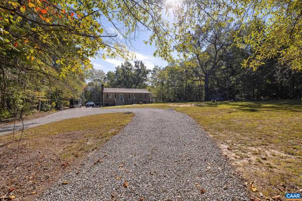 Bumpass, VA 23024,950 BORDEN RD