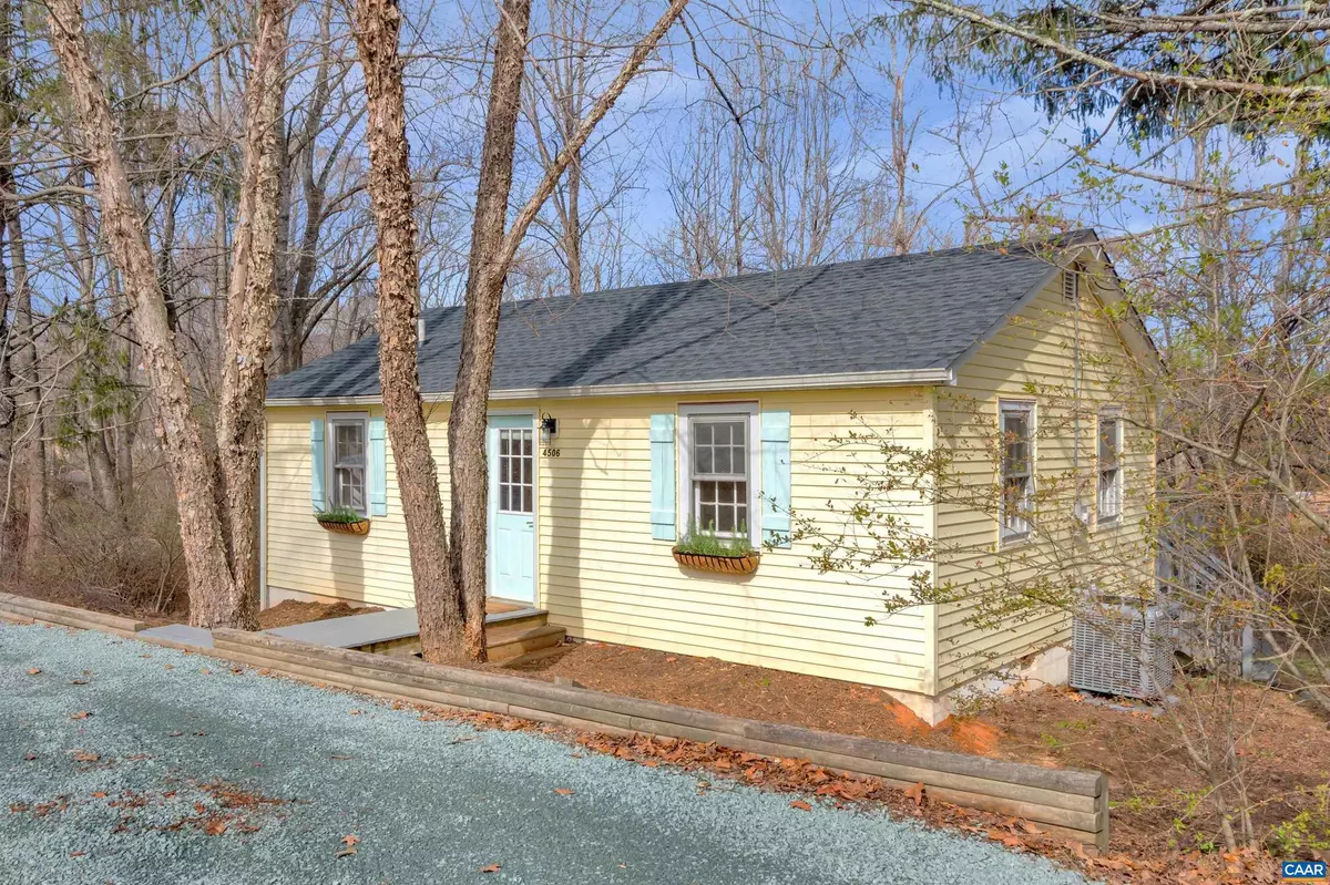 Crozet, VA 22932,4506 OLD THREE NOTCHED RD