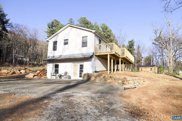 686 SNOW MOUNTAIN RD, Stanardsville, VA 22973