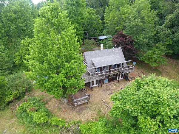 284 OAKLAND FARM LN, Shipman, VA 22971