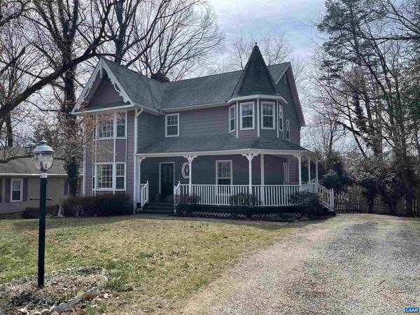 Charlottesville, VA 22901,688 VICTORIAN CT