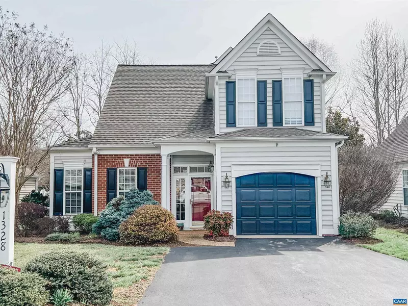 1328 COURTYARD DR, Charlottesville, VA 22903