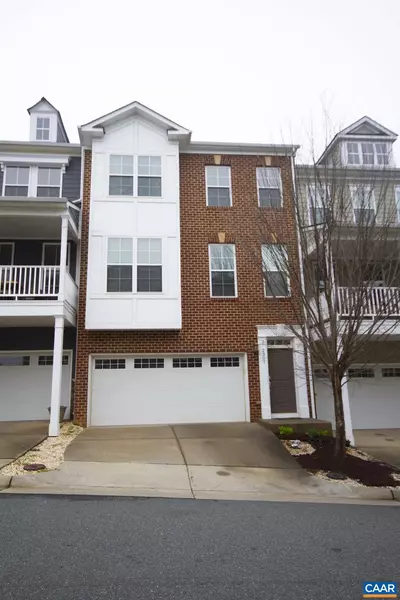 2307 AVINITY CT, Charlottesville, VA 22902