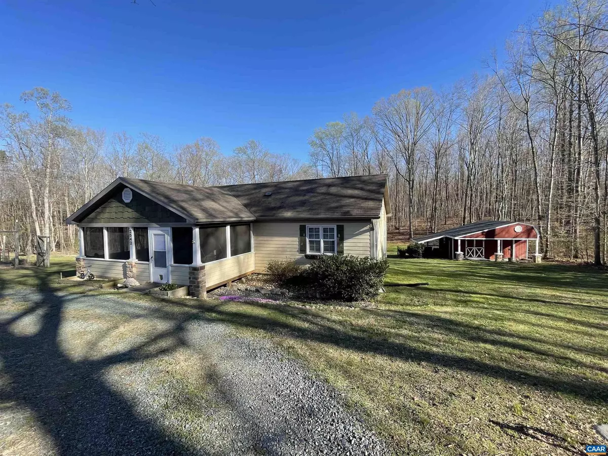 Palmyra, VA 22963,2542 RIDGE RD