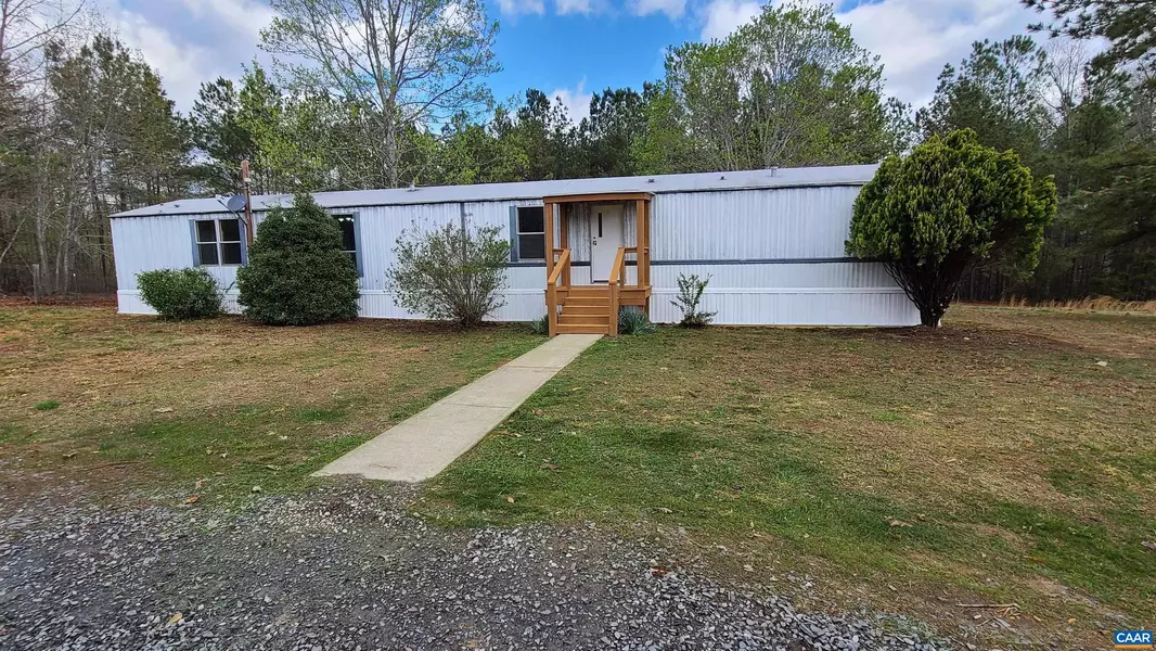 3640 ROCK ISLAND RD, Scottsville, VA 24590