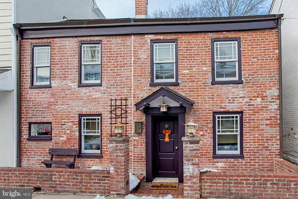 28 SWAN ST, Lambertville, NJ 08530