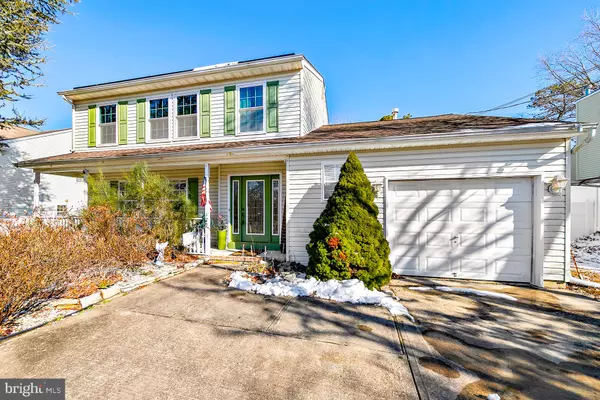 129 VOYAGER LN, Manahawkin, NJ 08050