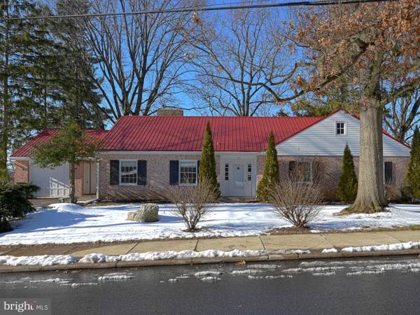 216 SPRING GARDEN ST, Ephrata, PA 17522