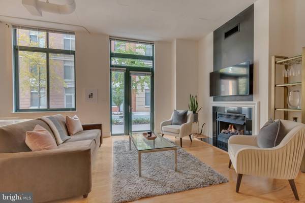 1201 N GARFIELD ST #110, Arlington, VA 22201