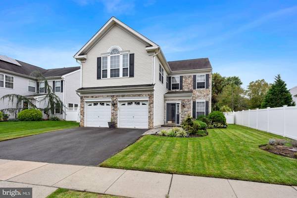 37 GREENBROOK DR, Columbus, NJ 08022