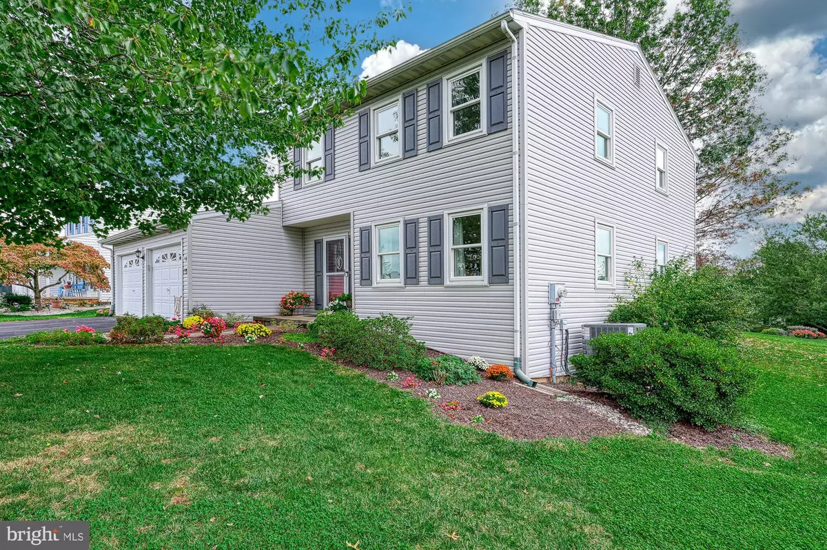 Mechanicsburg, PA 17055,1109 WHITE DAWN LN