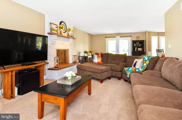 Elkton, MD 21921,101 TOMAX