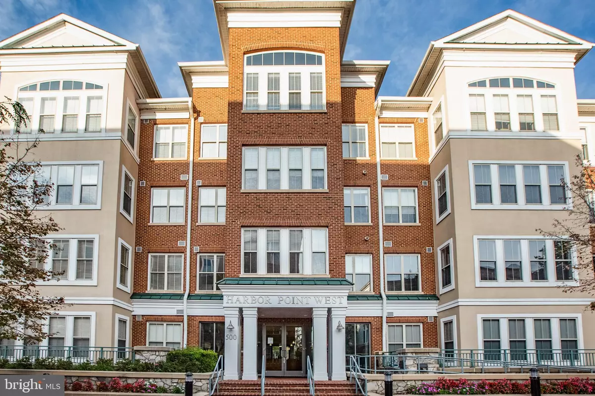 Woodbridge, VA 22191,500 BELMONT BAY #110