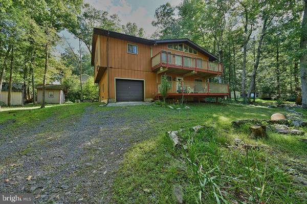 230 MERRY HILL RD, Bartonsville, PA 18321