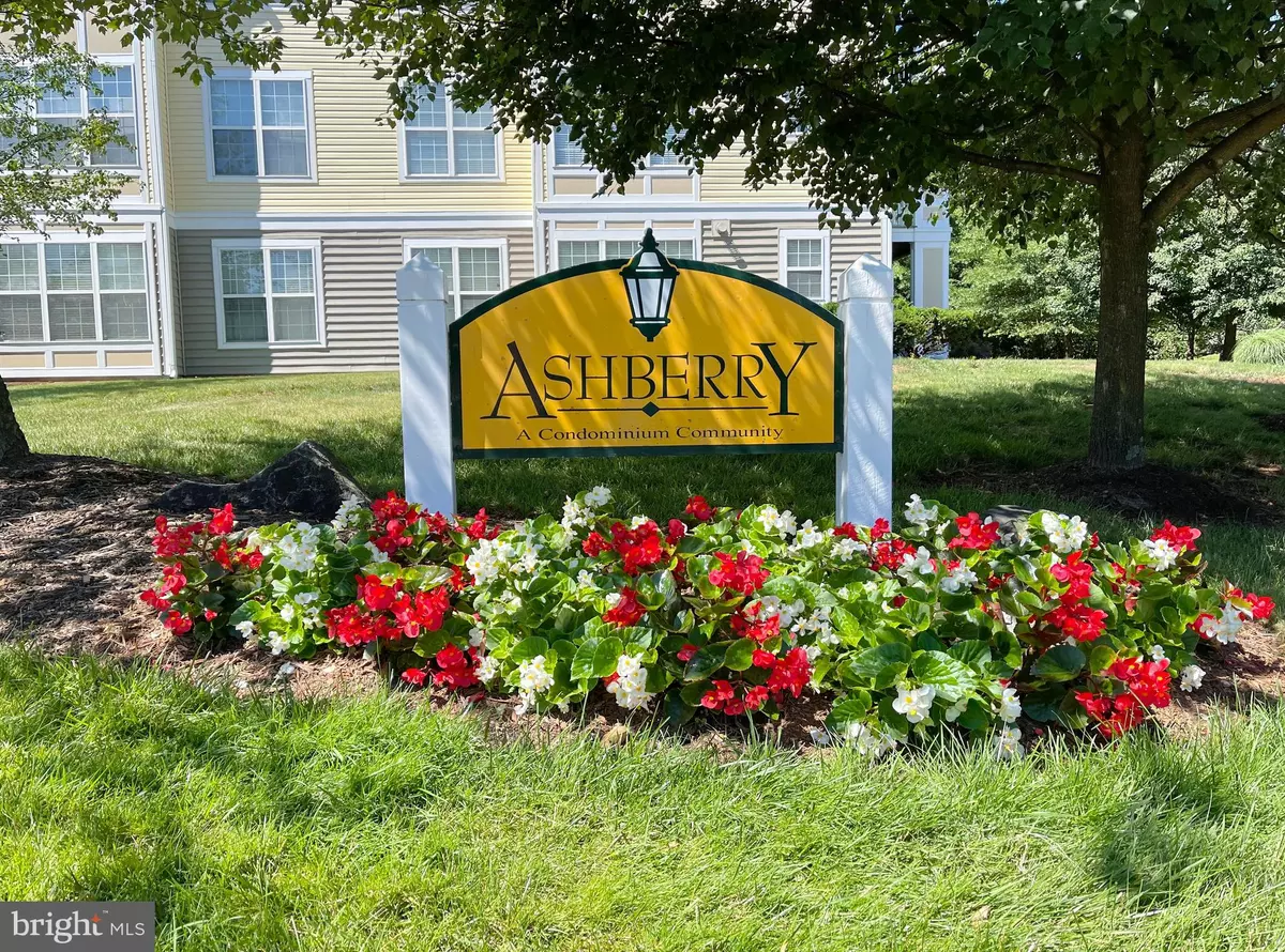 Ashburn, VA 20147,20933 CEDARPOST SQ #101