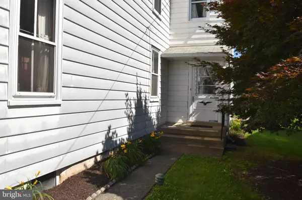 Quakertown, PA 18951,527 JUNIPER ST