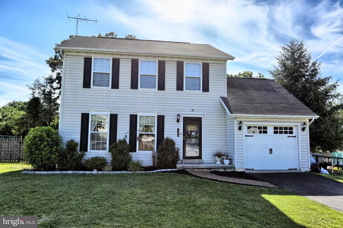 Hanover, PA 17331,121 GARDENIA DR