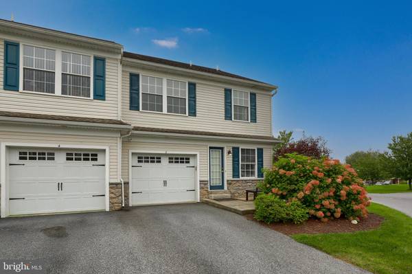 Leola, PA 17540,2 BRADFORD DR