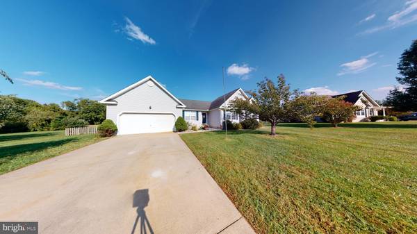 54 HEARTHSTONE LN, Felton, DE 19943