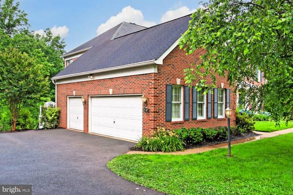 Vienna, VA 22182,1279 COBBLE POND WAY