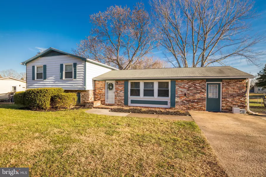 11105 PIEDMONT DR, Fredericksburg, VA 22407