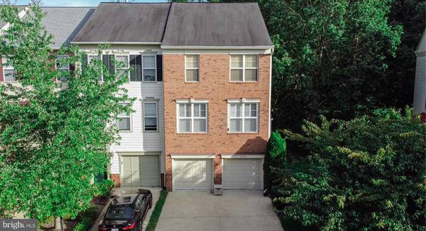 43121 AUTUMNWOOD SQ, Broadlands, VA 20148