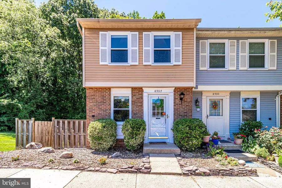 8302 CRESTMONT CIR, Springfield, VA 22153