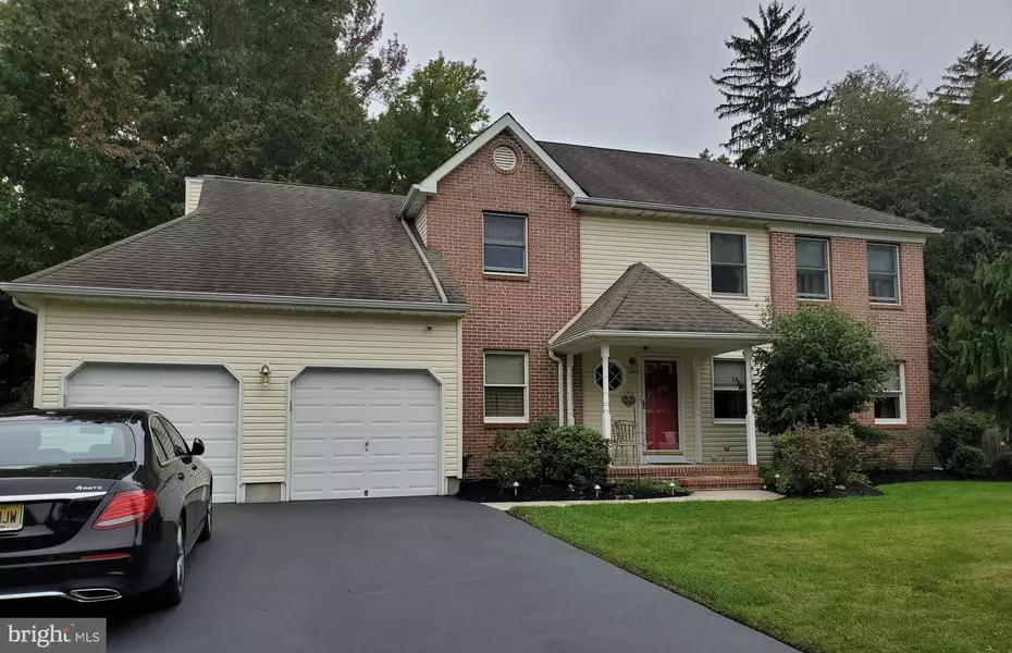 176 APPLEGATE, Hamilton, NJ 08690