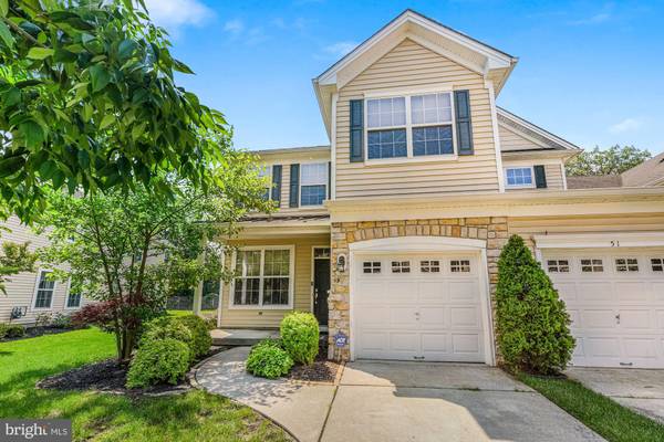 49 STERN LIGHT DR, Mount Laurel, NJ 08054