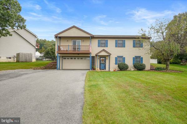 320 SYCAMORE LN, Blandon, PA 19510