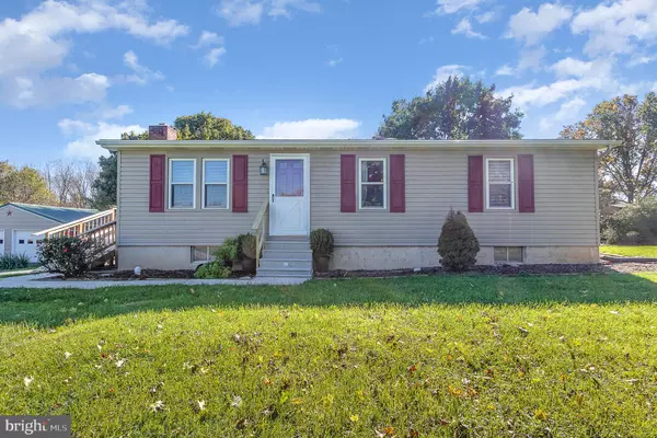 1089 W TRINDLE, Mechanicsburg, PA 17055