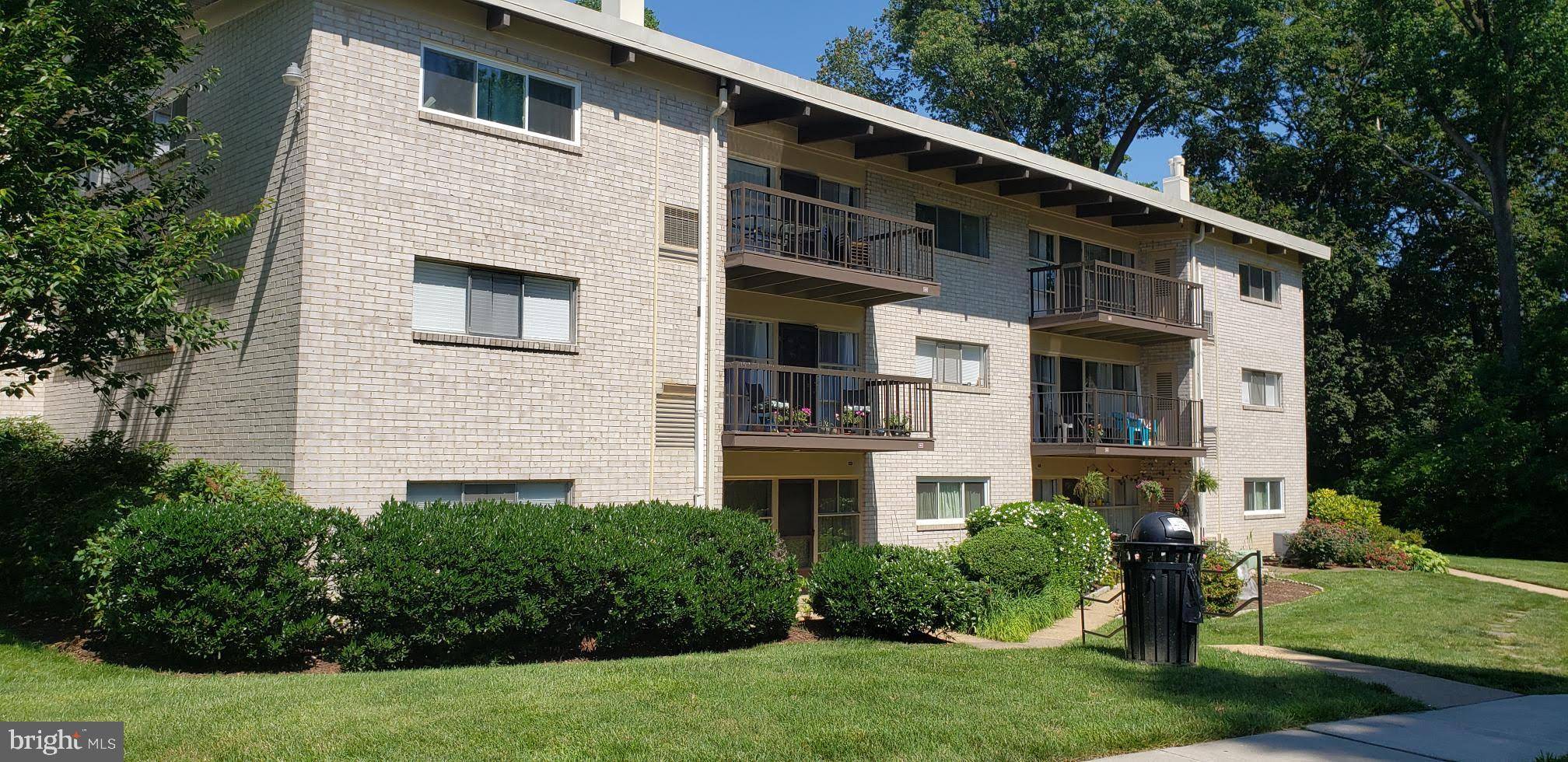 4949 AMERICANA DR #103, Annandale, VA 22003