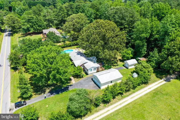 Warsaw, VA 22572,139 FOLLY NECK RD