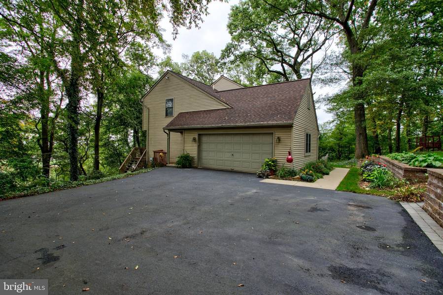 753 KAMES HILL RD, Columbia, PA 17512