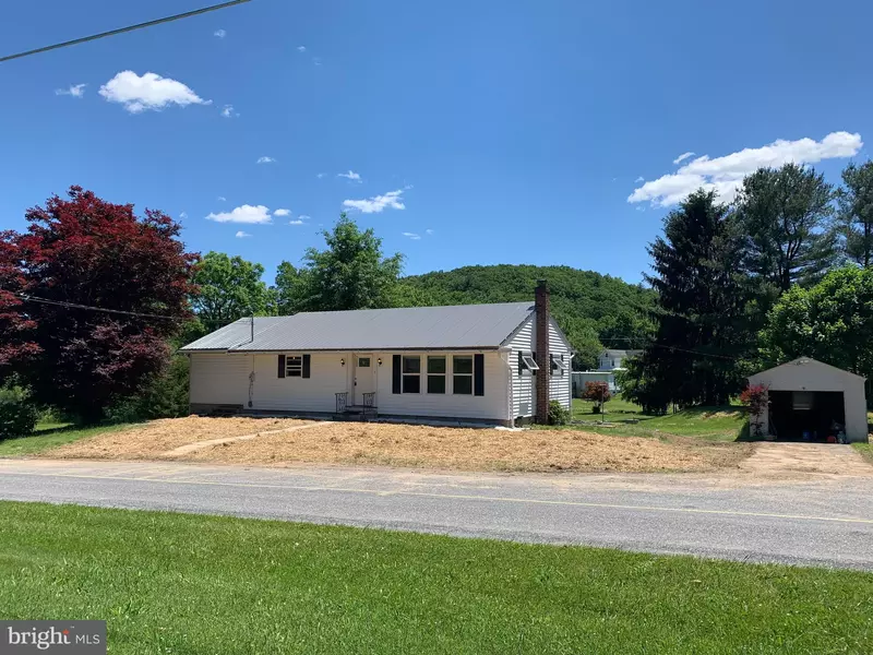 230 GOLF RD, Tamaqua, PA 18252