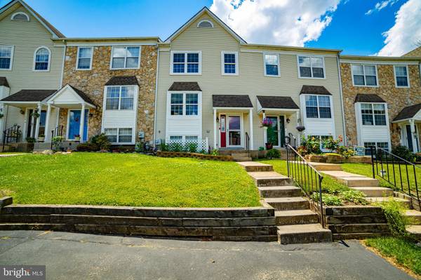 156 MARIE CIR, Aston, PA 19014