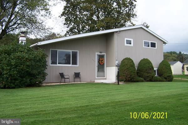 409 GOLF RD, Tamaqua, PA 18252